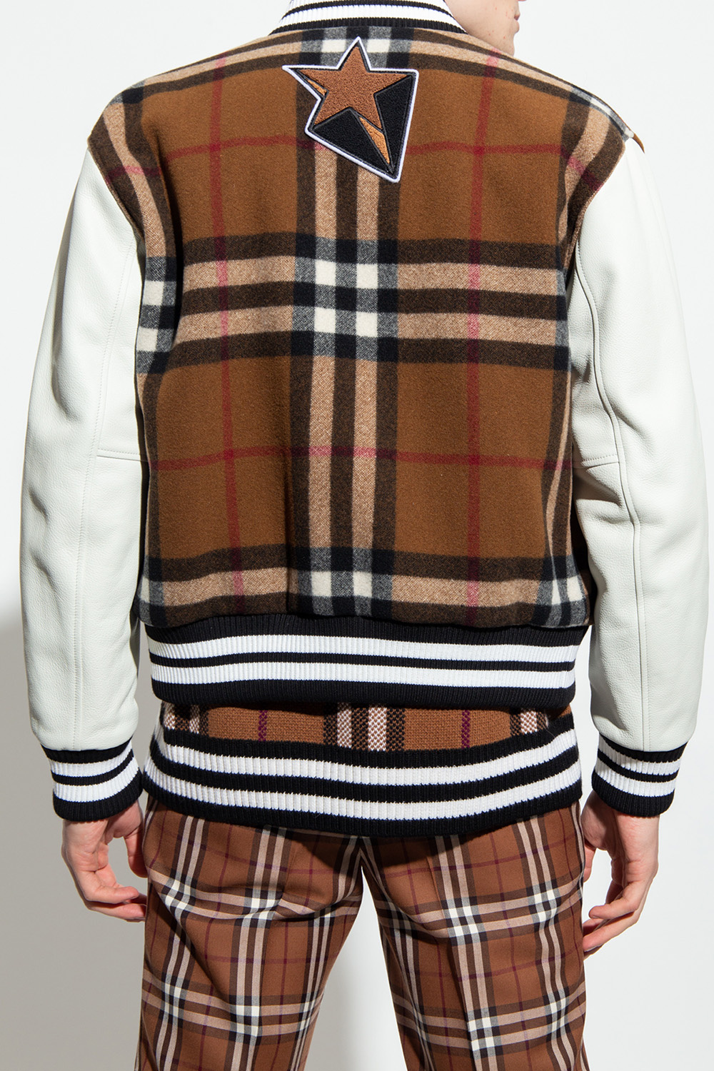 ダウンジャケット・コート BURBERRY SANDSEND JACKET - DARK SEPIA Burberry Down jacket with waist belt | Women's Clothing | Vitkac